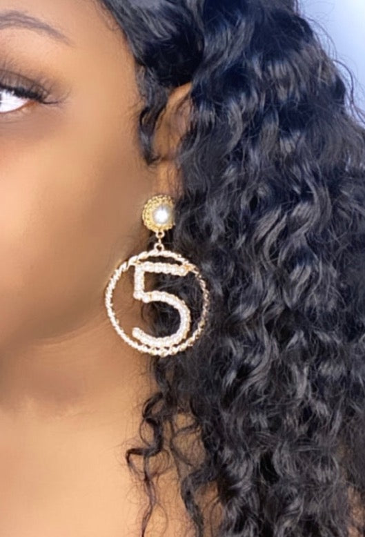 "CECE" (PEARL/GOLD) Dangle Earrings