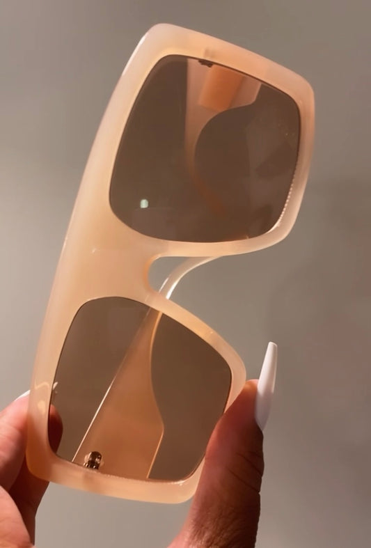 "PEACHES" Oversized Sunglasses