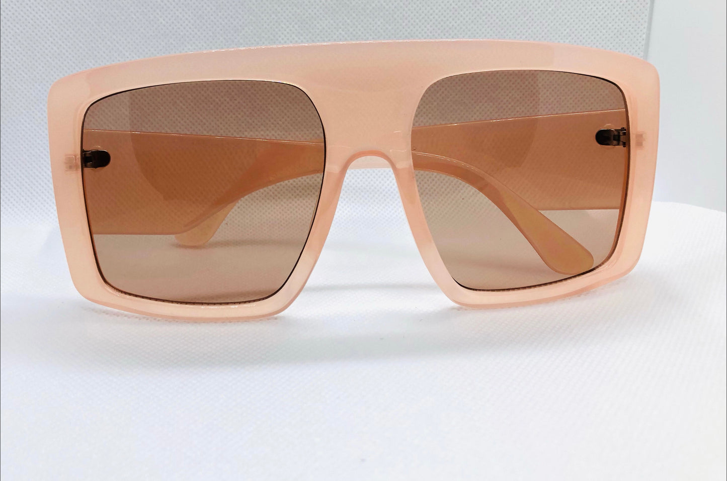 "PEACHES" Oversized Sunglasses